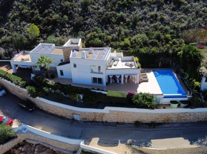 Sale - Villa -
Moraira - El Portet