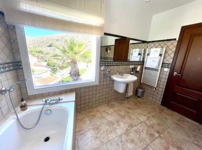 Sale - Villa -
Moraira - El Portet