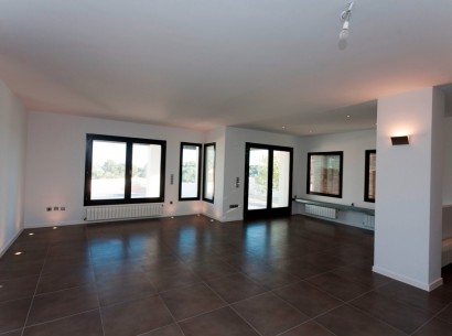 Sale - Villa -
Moraira