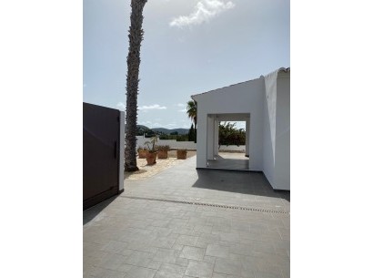 Sale - Villa -
Moraira