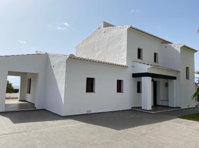 Sale - Villa -
Moraira