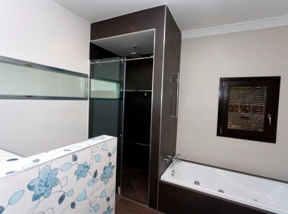 Sale - Villa -
Moraira