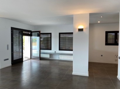 Sale - Villa -
Moraira