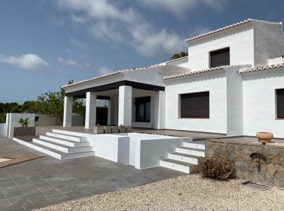 Sale - Villa -
Moraira