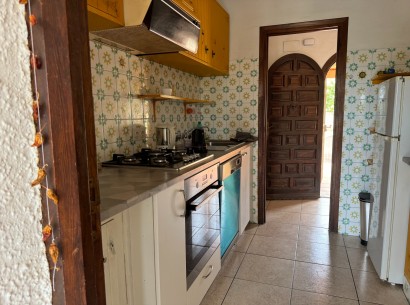 Sale - Chalet -
Benissa - Montemar