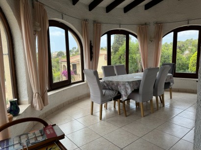 Sale - Chalet -
Benissa - Montemar