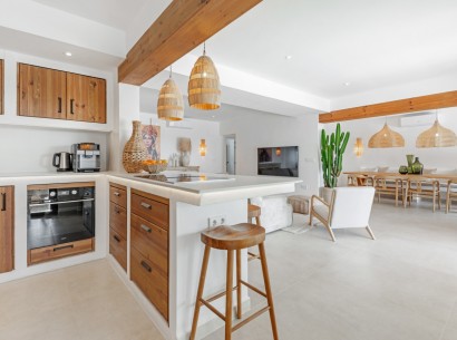 Sale - Villa -
Moraira