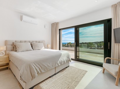 Sale - Villa -
Moraira