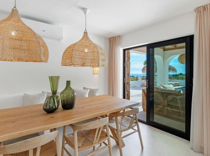 Sale - Villa -
Moraira