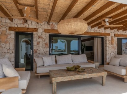 Sale - Villa -
Moraira