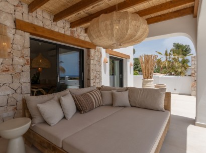 Sale - Villa -
Moraira