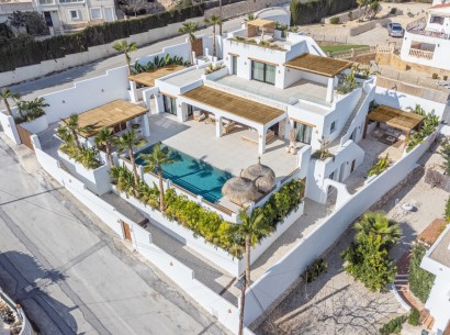 Sale - Villa -
Moraira