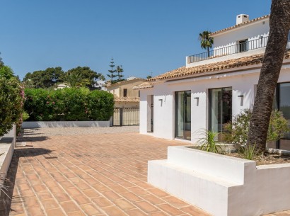 Venta - Villa -
Benissa
