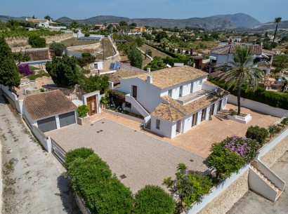 Venta - Villa -
Benissa