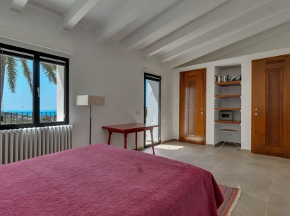 Venta - Villa -
Benissa