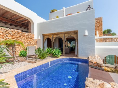 Sale - Luxury Villa -
Moraira - Portet