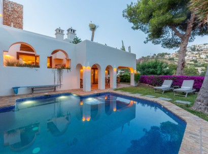 Sale - Luxury Villa -
Moraira - Portet