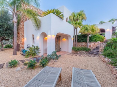 Sale - Luxury Villa -
Moraira - Portet