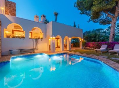 Sale - Luxury Villa -
Moraira - Portet
