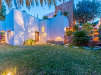 Sale - Luxury Villa -
Moraira - Portet
