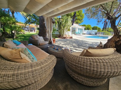 Sale - Chalet -
Benissa - San Jaime