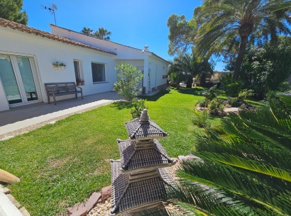 Sale - Chalet -
Benissa - San Jaime