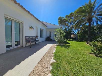 Sale - Chalet -
Benissa - San Jaime