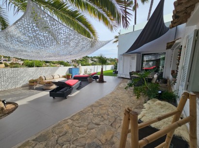 Sale - Chalet -
Benissa - San Jaime