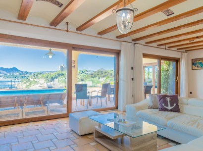 Sale - Villa -
Moraira - El Portet