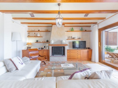 Sale - Villa -
Moraira - El Portet