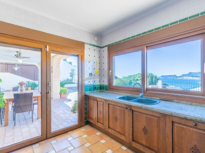 Sale - Villa -
Moraira - El Portet
