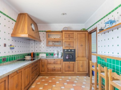 Sale - Villa -
Moraira - El Portet
