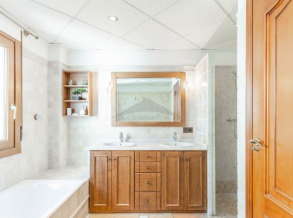 Sale - Villa -
Moraira - El Portet