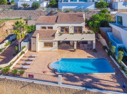 Sale - Villa -
Moraira - El Portet