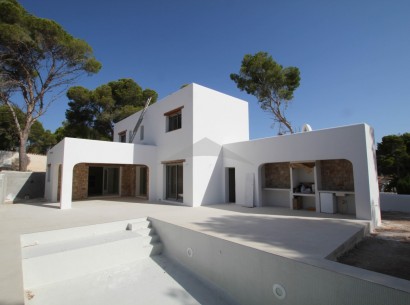 Resale - Villa -
Moraira - Cap Blanc