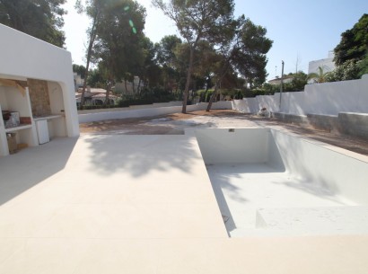 Resale - Villa -
Moraira - Cap Blanc