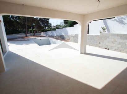 Resale - Villa -
Moraira - Cap Blanc