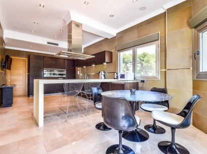 Sale - Villa -
Benissa - La Fustera