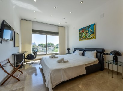 Sale - Villa -
Benissa - La Fustera