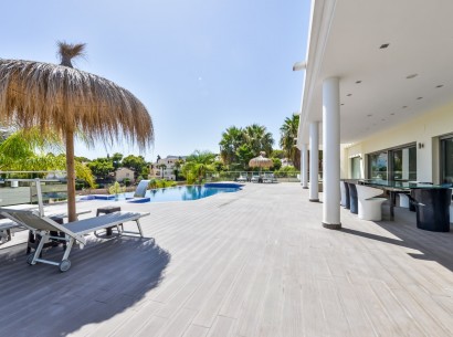 Sale - Villa -
Benissa - La Fustera