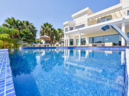 Sale - Villa -
Benissa - La Fustera