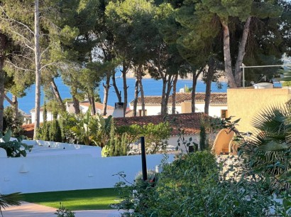 Resale - Villa -
Moraira - Pla de Mar