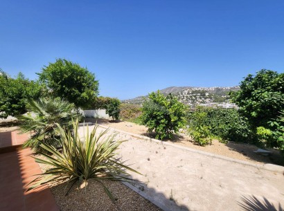 Resale - Villa -
Moraira