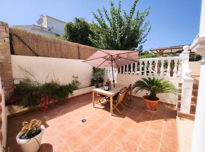 Resale - Villa -
Moraira