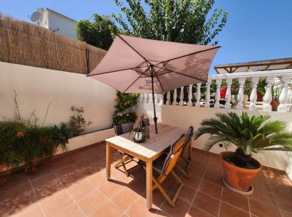 Resale - Villa -
Moraira