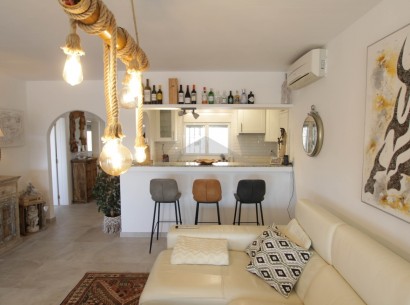 Revente - Villa -
Moraira - Benimeit