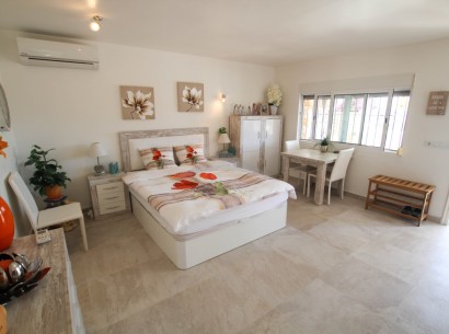 Revente - Villa -
Moraira - Benimeit