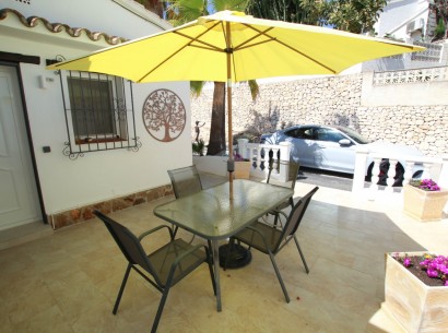 Revente - Villa -
Moraira - Benimeit