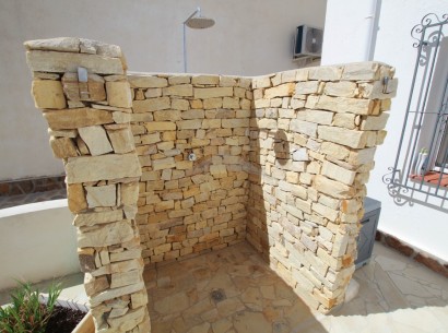Revente - Villa -
Moraira - Benimeit