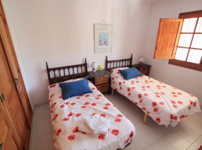 Revente - Bungalow -
Moraira - Benimeit